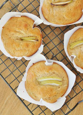 Apple Chai Muffins