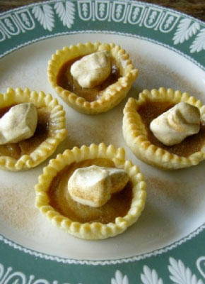 Warm Apple Tart set in Club Cinnamon Bondi Chai Custard